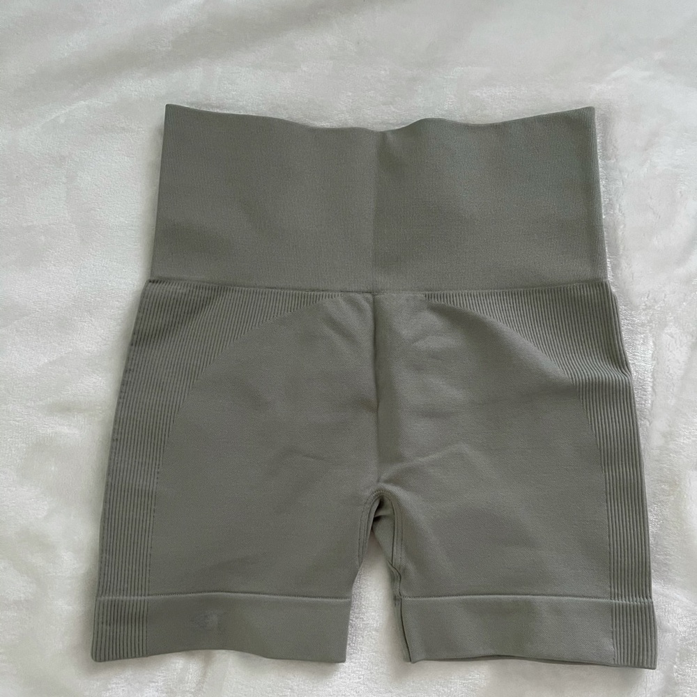 SETactive bike shorts